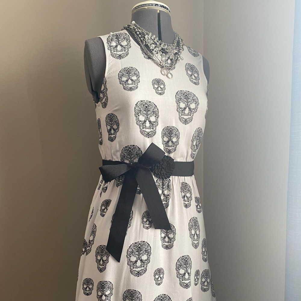 Divided by H&M skull dress